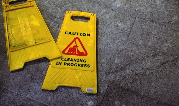 How to Determine Liability in a Slip and Fall Accident